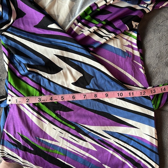 Diane Von Furstenberg for Neiman Marcus. Justin Wrap Dress 3/4 length sleeves 10 - Picture 11 of 16
